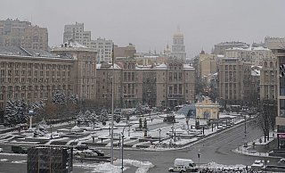 Vor neun Jahren protestierten Menschen in Kiew auf dem Maidan-Platz gegen die russlandfreundliche Regierung. - Andrew Kravchenko/AP/dpa