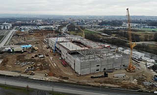 Auf der Baustelle des Höffner-Möbelhaus, ehemals Finke, an der Elsener Straße gehen die Arbeiten zügig voran. - Jens Reddeker