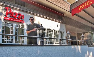 Aleksandar Languric wird am Samstag das "Pazzo" im Erdgeschoss des Hotels Königshof eröffnen. - Heidi Froreich