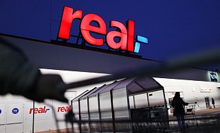 Etlichen Real-Märkten droht durch die Übernahme die Schließung. - picture alliance / dpa