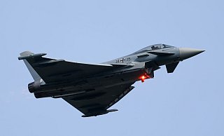 Grünes Licht für 20 neue Kampfjets im Wert von 3,75 Milliarden Euro. (Archivbild) - Christoph Reichwein/dpa