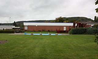 Hier könnte das neue Hallenbad entstehen, für das die Fraktionen sich stark machen. - Torsten Wegener