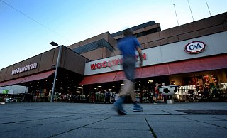 Woolworth-Komplex Bünde mit der C&A-Filiale. - www.gerald-dunkel.de