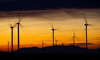 Erneuerbare Energien: Der Ausstoß klimaschädlicher Abgase soll so sinken. - Pixabay (Symbolbild)