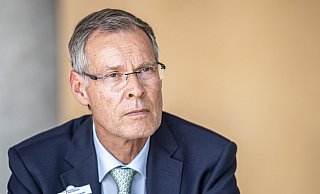 Landrat Sven-Georg Adenauer (CDU) hatte das Unternehmen Tönnies nach dem massiven Corona-Ausbruch im Fleischwerk an den Kosten beteiligen wollen. - Picture Alliance