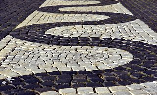Zu viele Kurven auf zu kurzer Distanz brachten einen E-Biker in die Bredouille.  - pixabay ulleo