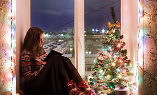 Zeit für ein spannendes Buch - auch das kann Weihnachten bedeuten. - Pixabay