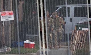 Laut US-Medien waren Nationalgardisten schon im Einsatz. - Talia Sprague/AP/dpa