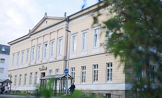 Ein 29-jähriger Mann aus Paderborn musste sich vor dem Landgericht Detmold verantworten. - Janet König