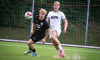 Max Bartels (r.) und seine Dornberger haben im Kreispokal ein unverhofftes Heimspiel. - Mueller Max Bartels (r.) und seine Dornberger haben im Kreispokal ein unverhofftes Heimspiel. - Mueller