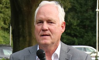 Peter Gärtner legt sein Amt als Präsident des Golfclubs Marienfeld nieder. - Golfclub Marienfeld Peter Gärtner legt sein Amt als Präsident des Golfclubs Marienfeld nieder. - Golfclub Marienfeld