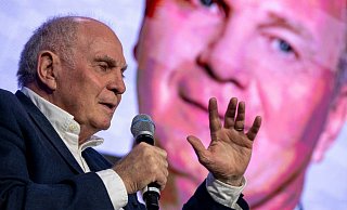 Uli Hoeneß äußert Klartext zu Florian Wirtz und dem FC Liverpool. - Peter Kneffel/dpa