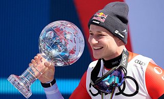 Auch in diesem Winter der Gejagte: Marco Odermatt aus der Schweiz. (Archivbild) - Robert F. Bukaty/AP/dpa