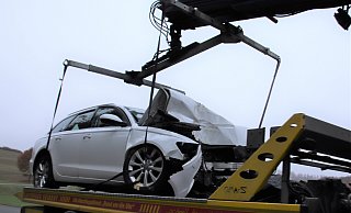 Am Fahrzeug entstand Totalschaden. Es musste abgeschleppt werden. - David Schellenberg