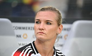 Alexandra Popp: Gegen die USA angeschlagen raus - Sebastian Christoph Gollnow/dpa
