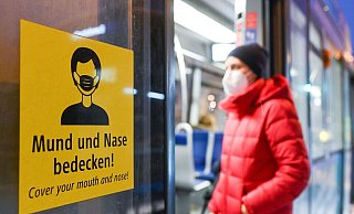 Wie stehen die Deutschen zu den Corona-Maßnahmen? Eine neue Umfrage verrät es. - Tobias Hase/dpa