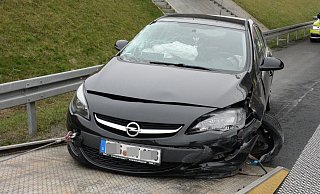 Der Wagen der 57-Jährigen musste nach der Kollision abgeschleppt werden. - Andreas Eickhoff