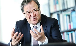 Ministerpräsident Armin Laschet (CDU) tritt am 18. Januar 2020 im Herforder Schützenhof auf. - Sarah Jonek