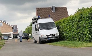 Die Ermittler der Kripo Bielefeld sind am Tatort. - Thomas Lieske