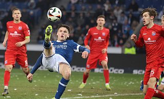 Innenverteidiger Maximilian Großer und seine Kollegen von Arminia Bielefeld mussten zuletzt acht Gegentore in vier Ligaspielen hinnehmen. - Oliver Krato