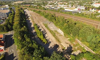 Diese Luftaufnahme zeigt einen Teil des Areals zwischen Bünder Straße und dem Bahnhof, das in Zukunft noch bebaut werden könnte. - Jens Reddeker Diese Luftaufnahme zeigt einen Teil des Areals zwischen Bünder Straße und dem Bahnhof, das in Zukunft noch bebaut werden könnte. - Jens Reddeker