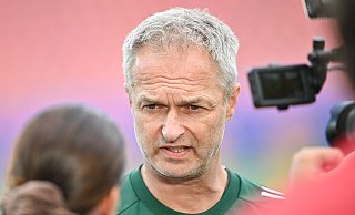 Bundestrainer Christian Wück vor dem Abschlusstraining in Zürich - Sebastian Christoph Gollnow/dpa
