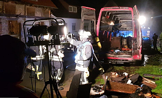 Die Löschgruppe Ovenhausen war etwa zwei Stunden lang mit dem Einsatz beschäftigt. - Freiwillige Feuerwehr Höxter