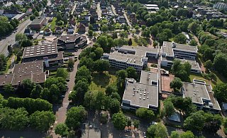 Die Lübbecker Stadtverwaltung hat in den Diskussionen um Sanierung oder Neubau der Pestalozzi-Sporthalle, der Stadtsporthalle und der Stadthalle stets das gesamte Quartier an der Rahdener Straße betrachtet. - Torsten Hagemann Die Lübbecker Stadtverwaltung hat in den Diskussionen um Sanierung oder Neubau der Pestalozzi-Sporthalle, der Stadtsporthalle und der Stadthalle stets das gesamte Quartier an der Rahdener Straße betrachtet. - Torsten Hagemann