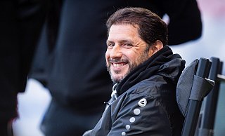 Nach der Länderspielpause wieder im Einsatz: Trainer Farat Toku reist mit dem SV Rödinghausen nach Paderborn. - Noah Wedel