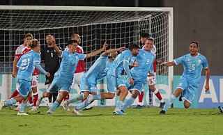San Marinos Spieler dürfen sich über einen historischen Sieg freuen. - Felice Calabro/AP