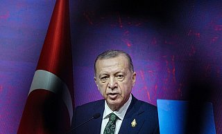 Recep Tayyip Erdogan kündigte erst kürzlich an, die Wahlen seien nun seine letzten - laut Beobachtern der Versuch, AKP-Wähler emotional zu gewinnen. - Kay Nietfeld/dpa