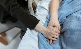 Die Besuchsregeln in den Paderborner Krankenhäusern können angesichts sinkender Corona-Inzidenzen gelockert werden. - Pexels (Symbolfoto)