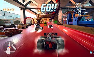 Go!! Wir starten mit unserem kleinen Spielzeugauto auf der nächsten Strecke in diesem phantastischen Rennspiel.  - Milestone