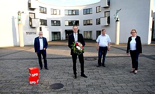 Spitzenkandidat Wolfgang Böhm, Bürgermeisterkandidat Bernd Poggemöller, Parteichef Egon Schewe und der Landtagsabgeordneten Angela Lück geht die SPD in die Kommunalwahl in Löhne. - Felix Eisele