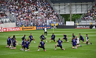 Bereits in Jena trainierte das DFB-Team öffentlich. - Federico Gambarini/dpa