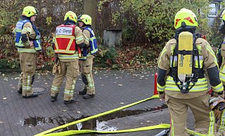 In Folge eines technischen Defekts war in Boke ein Stromverteilerkasten explodiert und die Feuerwehr rückte an. - Feuerwehr Delbrück