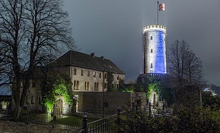 So könnte es aussehen, wenn die Sparrenburg bald wieder "Arminia" trägt. - mike-dennis mueller