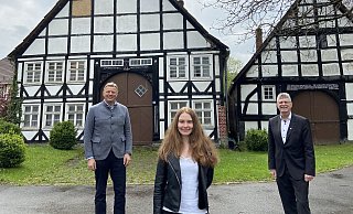 Landtagsabgeordneter Matthias Goeken (v. l.), Maren Schlüter und Bundestagsabgeordneter Christian Haase. - Heinz Schlüter