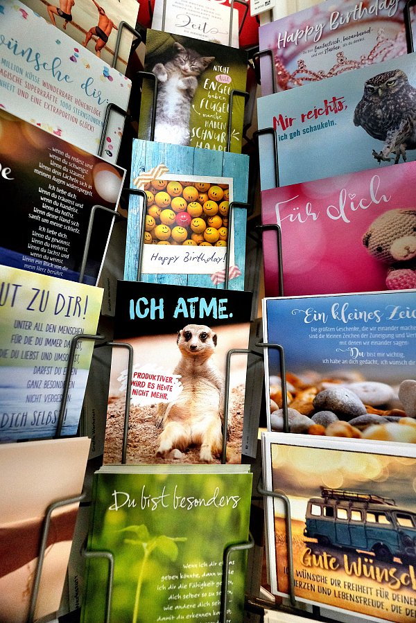 Grußkarten und Co. gibt es beim Grafikwerkstatt-Werksverkauf zu kleinen Preisen. - © Andreas Frücht