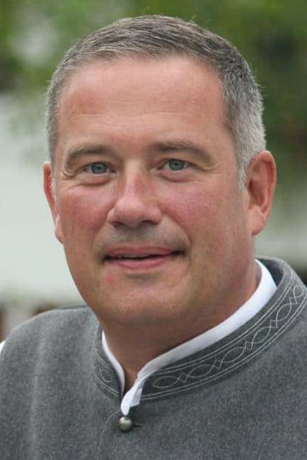 Für Middendorp: VfL-Chef Frank Pietsch. - © Privat