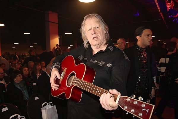 Gunter Gabrielauf dem Roten Teppich vor der Verleihung des Smago Award im Januar 2017 in Berlin. - © picture alliance / Eventpress