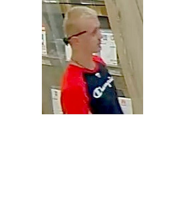 Wer kann Hinweise auf die Identität der Tatverdächtigen geben? - © Polizei Herford