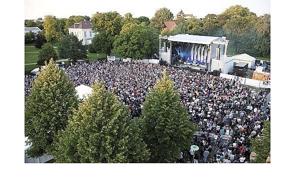 Sarah Connor wird dieses Jahr auf dem Ravensberger Park Open Air auftreten. Tickets können jetzt schon gekauft werden. - © Ronn Michels