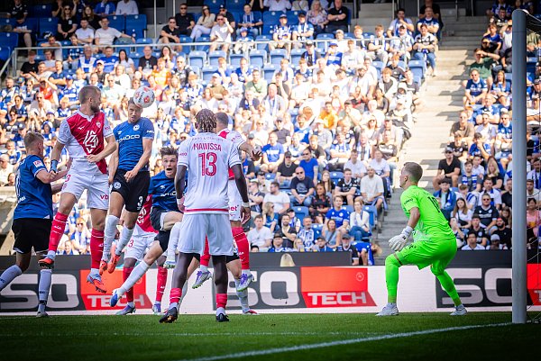 Arminia Bielefeld in Aktion gegen die AS Monaco. - © Sarah Jonek
