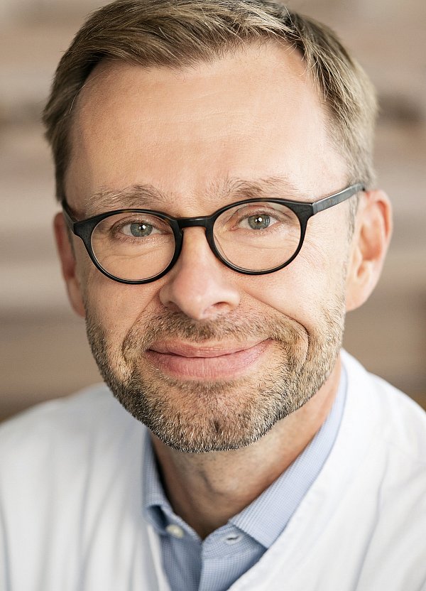 Chefarzt Onno Frerichs vom Städtischen Klinkum Bielefeld. - © Klinikum Bielefeld