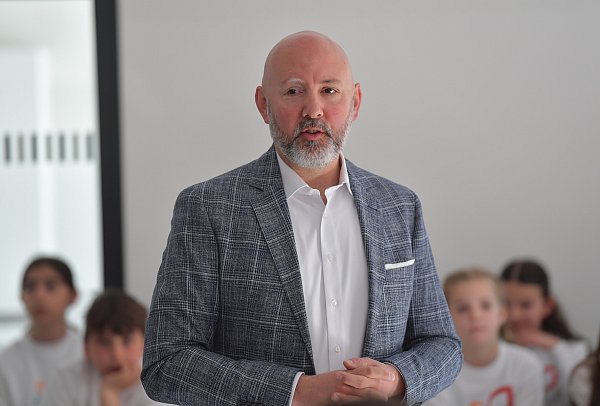 Henning Matthes, Erster Beigeordneter und Verantwortlicher der Fachbereiche Jugend und Familie, Soziales, Schule und Sport bei der Stadt Gütersloh. - © sport/presse/foto Dünhölter