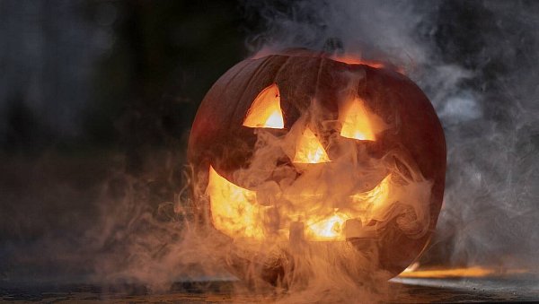 Im Kloster Wiedenbrück findet an Halloween eine Grusellesung statt. - © Symbolbild Pixabay