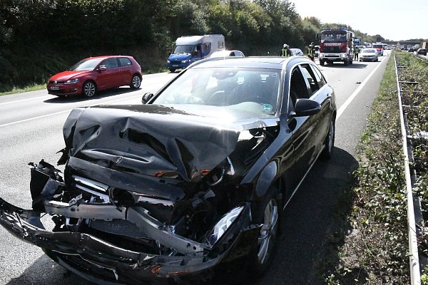 Ein Unfall auf der A 2 wurde durch einen Rietberger verursacht. - © Andreas Eickhoff