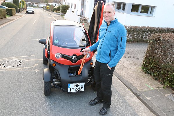 Auch wenn es nur ein E-Quad ist: Ingo Altmann aus Hiddenhausen ist elektrisch unterwegs. Er berichtet von seinen Startschwierigkeiten. - © Angelina Kuhlmann