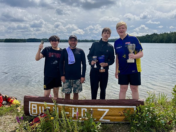 Die Gewinner des Regatta-Wettbewerbs von links Leon Reuschenbach, Christian Otte, Conner Reszies und Justin Buchholz. - © Verena Freiberg